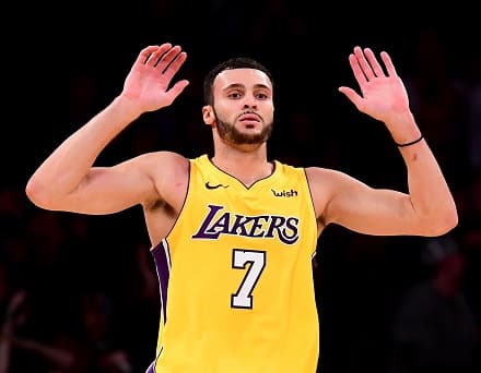 ”Vastasimme kuin joukkue, joka on kyllästynyt siihen” – ison johtoasemansa menettänyt Lakers voitti jälleen