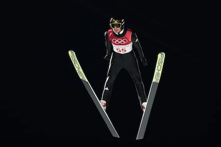 Andreas Wellinger täydensi palkintokaappiaan – olympiakultaa!