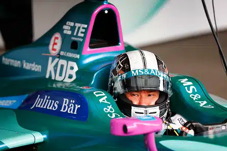 Heikki Kovalaiselle F1-tason tallikaveri