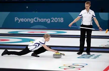 Suomen curlingpelaaja painotti positiivisuutta: ”Saadaan pelata näitä pelejä”