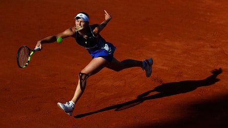 Tennistähti Caroline Wozniacki luovutti Roomassa