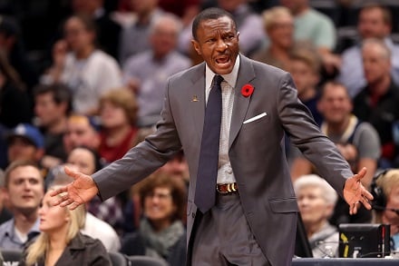 Muiden valmentajien mielestä kauden paras NBA-luotsi – seura palkitsi potkuilla