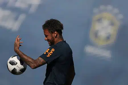 Brasilia takoi murskalukemat Washingtonissa – Neymar loisti