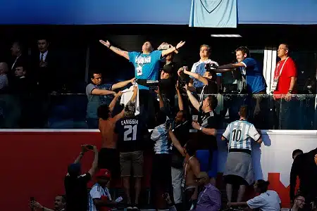 Maradona tylyttää Argentiinaa: ”Jopa Tonga voittaisi meidät!”