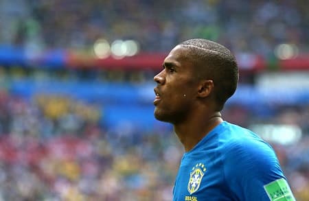 Ikäviä uutisia Brasilialle: Douglas Costa sivuun ratkaisupelistä