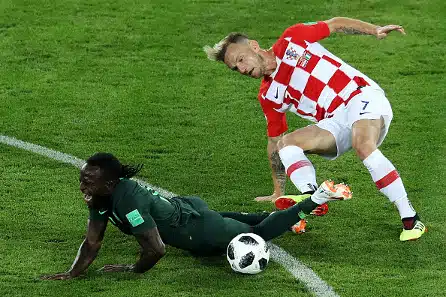 Kroatia johtoon, oma maali kuumotti Nigeriaa