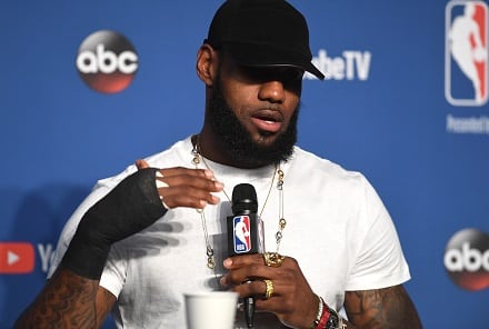 LeBron James on pelannut viimeisen pelinsä Clevelandissa? – ”Perheeni painaa päätöksessä todella paljon”