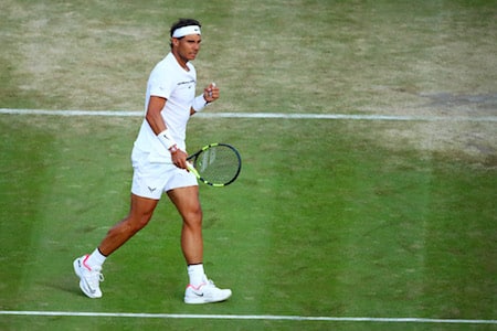 Federer ja Nadal jatkoon Wimbledonissa – yllätyskin nähtiin