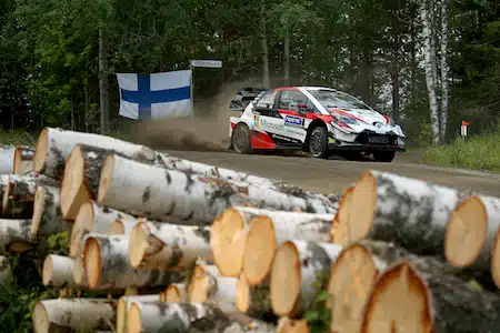 Jari-Matti Latvala ajoi hienon pohja-ajan! (ek4)