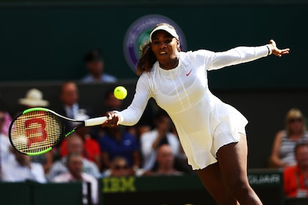 Serena Williams jatkoon Wimbledonissa – siskolle kävi huonommin