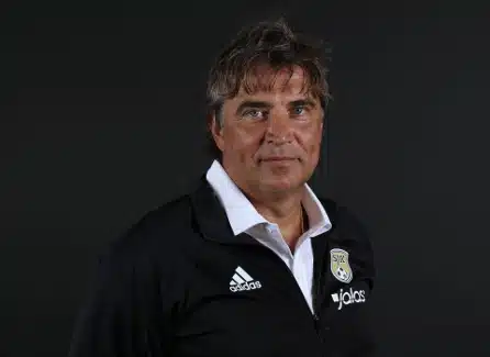 Kovia satsauksia tehnyt SJK valmiina Veikkausliigakauteen: "Kaikki mahdollisuudet olla kolmen parhaan joukossa" Kovia satsauksia tehnyt SJK valmiina Veikkausliigakauteen: ”Kaikki mahdollisuudet olla kolmen parhaan joukossa”