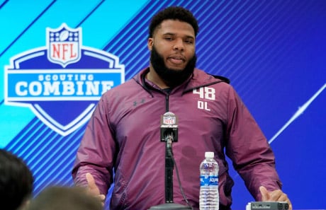 NFL-seuralle karmeaa epäonnea – ykkösvarauksen akillesjänne repesi