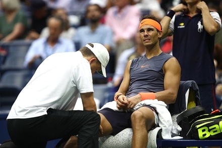 Nadal joutui luovuttamaan – Djokovic ylivoimainen omassa välierässään