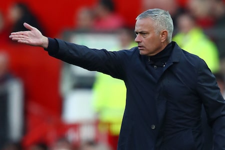 ”Hän on tuhonnut Manchester Unitedin!” Mourinholle rajua ryöpytystä ”Hän on tuhonnut Manchester Unitedin!” Mourinholle rajua ryöpytystä