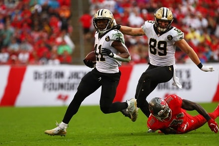 Kaksi joukkuetta varmisti playoff-paikan NFL:ssä