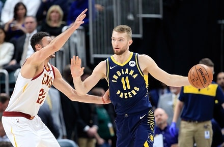 ”Tämä menee minun piikkiini” – NBA:n kuumimman joukkueen voittoputkelle nolo päätös