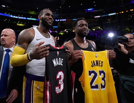 "Tämä on yhden tarinan loppu" - LeBron ja D-Wade kohtasivat vielä kerran ”Tämä on yhden tarinan loppu” – LeBron ja D-Wade kohtasivat vielä kerran