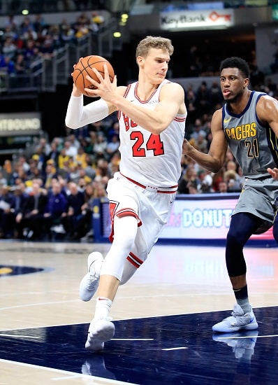 ”Mitä ihmettä Lauri Markkaselle on tapahtunut?” – suomalaisen NBA-tähden tilanne ihmetyttää Chicagossa