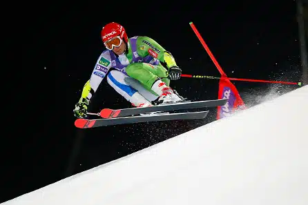 Suurpujottelun maailmancup: Voitto Sloveniaan, suomalaiset laskivat pöpelikköön