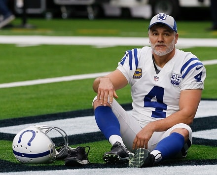 Mitkä ihmeen eläkepäivät – NFL:n 46-vuotias ennätysmies jatkaa uraansa