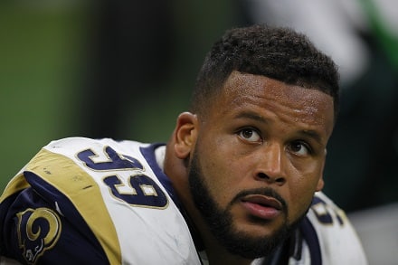 Los Angeles Ramsin linjamies jälleen NFL:n paras puolustuspelaaja