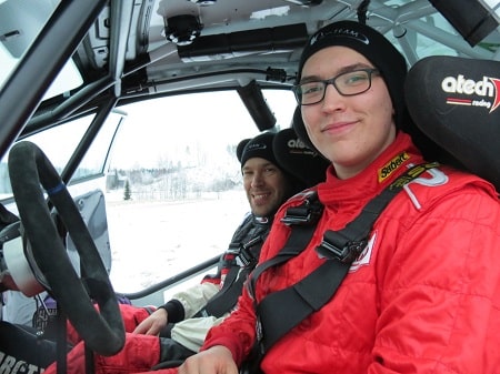 Onko rallienglanti katoavaa kansanperinnettä? Nuori suomalaiskuski kielikursseilta kohti MM-sarjaa