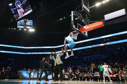 NBA:n donkkikisan voittaja hyppäsi ”Shaqin” yli