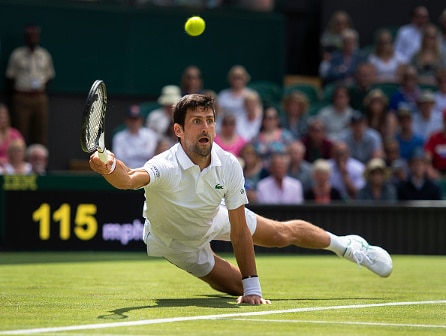 Novak Djokovic marssi Wimbledonin finaaliin