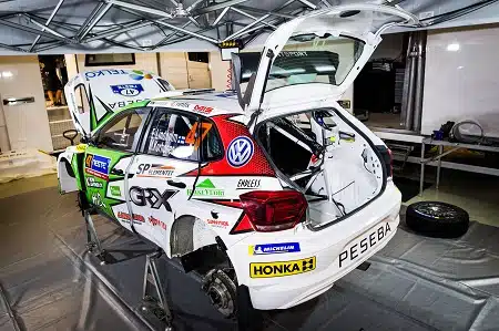 Pultti petti Lindholmin – jatkaa Suomen MM-rallia lauantaina