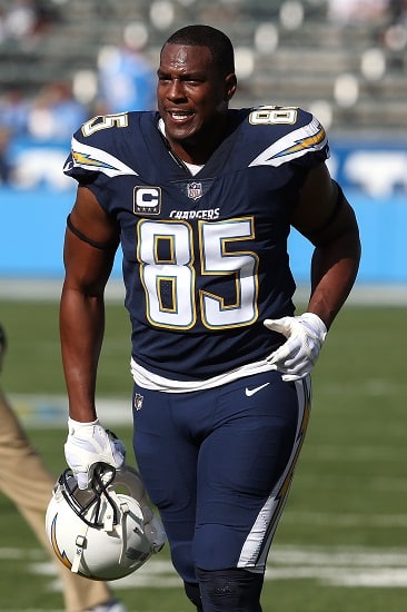 16 vuotta samassa seurassa – NFL:n ennätysmies lopettaa uransa