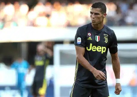 Yllätysveto: Ronaldo sivuun Portugalin maajoukkueesta