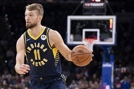 Liettualaistähden NBA-uran ensimmäinen tripla-tupla toi voiton Indianalle