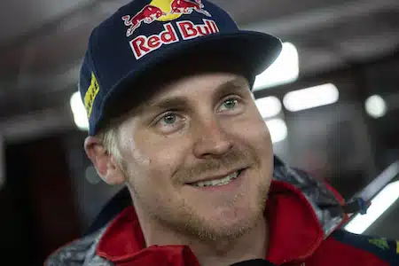 ”Olkaa hyvät!” Esapekka Lappi julkisti WRC-tykkinsä värityksen Suomen MM-ralliin