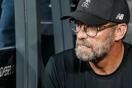 Jürgen Klopp hehkutti Liverpoolin suoritusta vuolaasti: "Normaalina päivänä olisimme tehneet kolme maalia avausjaksolla" Jürgen Klopp hehkutti Liverpoolin suoritusta vuolaasti: ”Normaalina päivänä olisimme tehneet kolme maalia avausjaksolla”