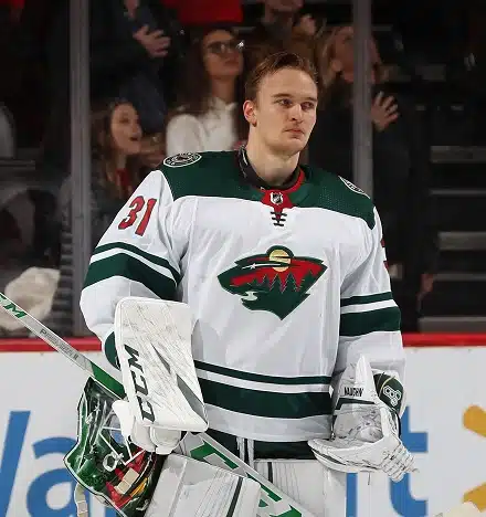 ”Hän on ollut uskomaton” – tulikuuman suomalaisveskarin häikäisevät otteet jatkuivat NHL:ssä