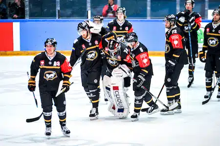 Kärpillä ja Tapparalla on kaikki omissa käsissä - voitoilla jatkoon CHL:ssä Kärpillä ja Tapparalla on kaikki omissa käsissä – voitoilla jatkoon CHL:ssä