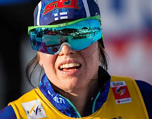 Krista Pärmäkoski romahti – vihjaili suksista Viaplaylla: ”En usko, että hiihdän noin huonosti”