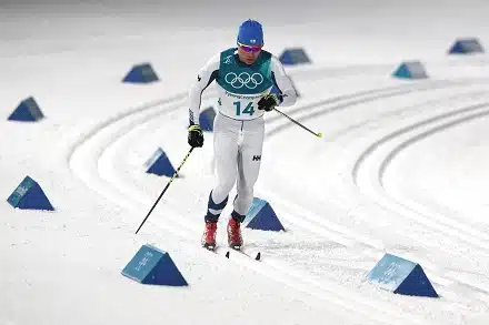 Tykkihiihto! Lauri Vuorinen upeasti välieriin
