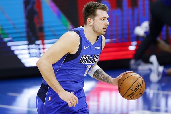 Luka Doncic loisti - NBA:n runkosarjan paras joukkue tylysti kesälomalle Luka Doncic loisti – NBA:n runkosarjan paras joukkue tylysti kesälomalle
