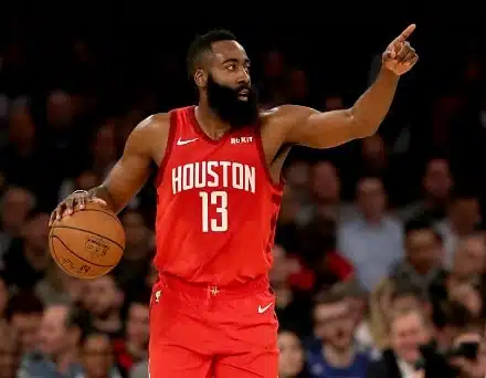 James Harden teki NBA-historiaa