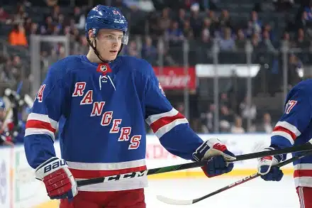 Kaapo Kakko avusti New York Rangersin voittomaalissa