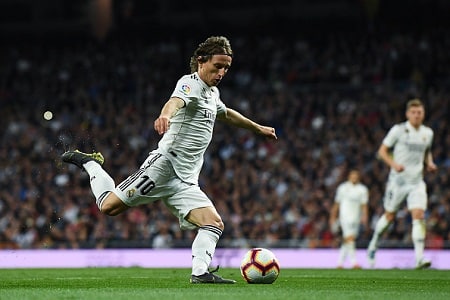 Real Madridille jälleen surkeita uutisia: Luka Modric on sairastuvan uusin jäsen