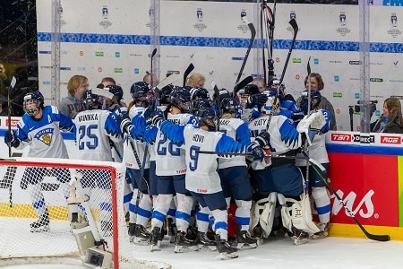 Naisleijonat näillä pelaajilla Venäjälle - mukana tulevaisuuden nimiä Naisleijonat näillä pelaajilla Venäjälle – mukana tulevaisuuden nimiä