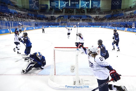 Naisleijonien päävalmentaja antoi tunnustusta omilleen: ”Olen ylpeä”