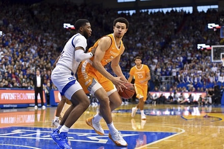 Suomalaiskoripalloilija mutkien kautta huippuyliopistoon - "Halusin löytää oman reitin" Suomalaiskoripalloilija mutkien kautta huippuyliopistoon – ”Halusin löytää oman reitin”