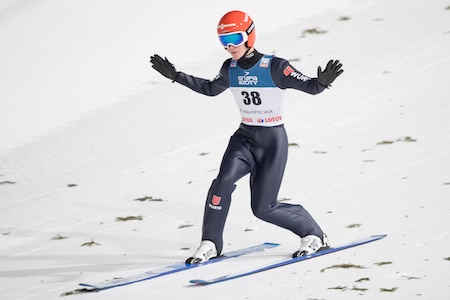 Mäkihypyn maailmancupissa nähtiin iso yllätys!