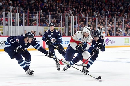 Suomalaiset NHL-pelaajat palaavat nyt kotiin Suomalaiset NHL-pelaajat palaavat nyt kotiin