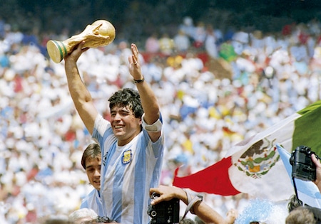 Media täyttyi Diego Maradona-lässytyksistä Media täyttyi Diego Maradona-lässytyksistä