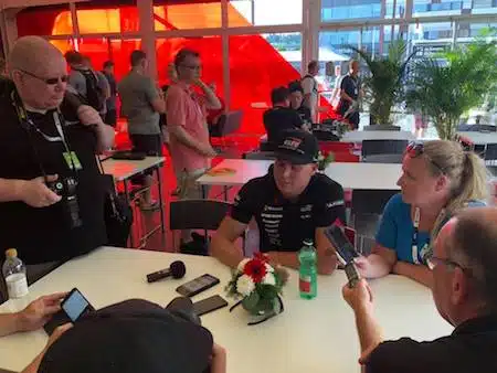 Esapekka Lappi liian kirjaimellisesti liekeissä – ”Taistelimme podium-paikasta, joten todella iso pettymys”