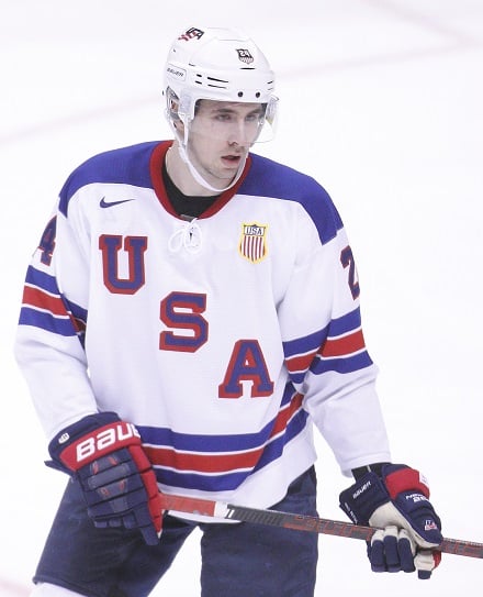 Buffalo Sabres sopimukseen USA:n nuorten MM-kapteenin kanssa - isä juhli aikanaan Tre Kronorin ja Penguinsin paidoissa Buffalo Sabres sopimukseen USA:n nuorten MM-kapteenin kanssa – isä juhli aikanaan Tre Kronorin ja Penguinsin paidoissa